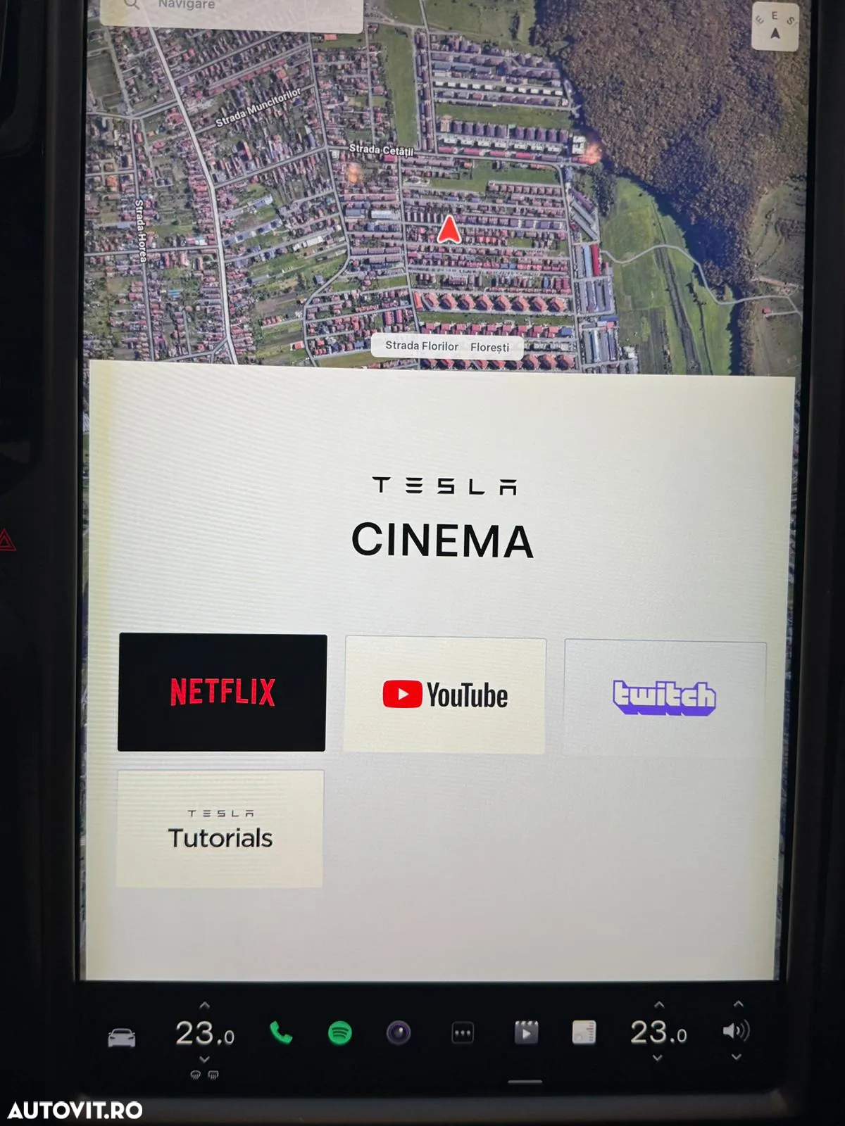 Tesla Model S Dual Motor Allradantrieb - 12