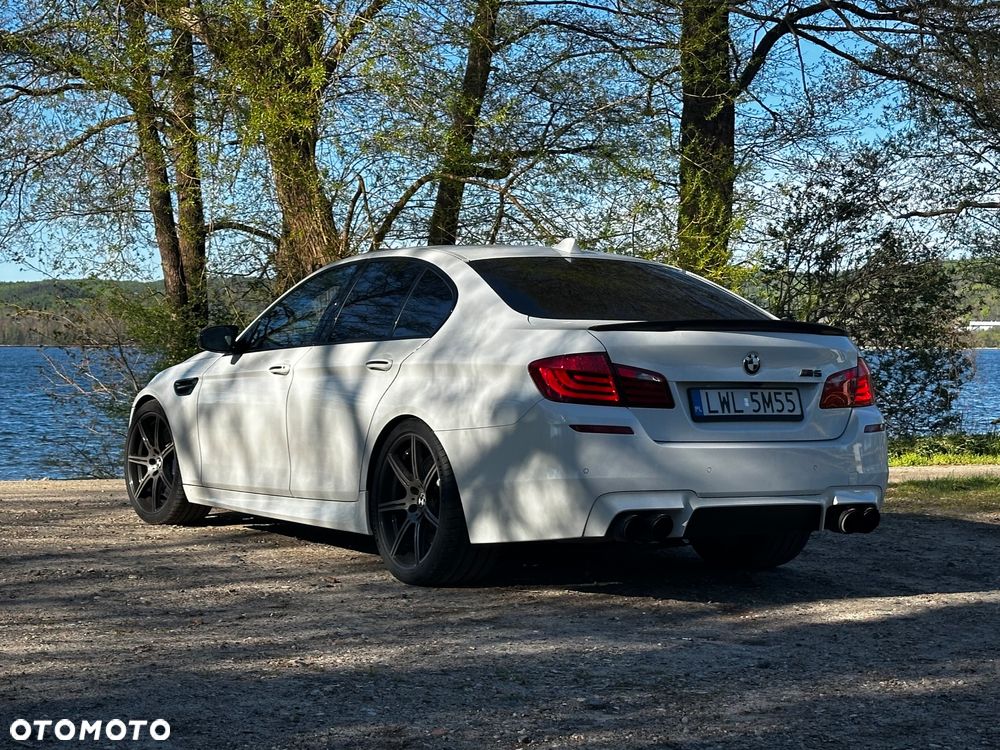BMW M5 DKG - 9