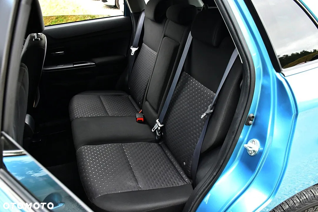 Mitsubishi ASX 1.8 DI-D 2WD Intense - 35