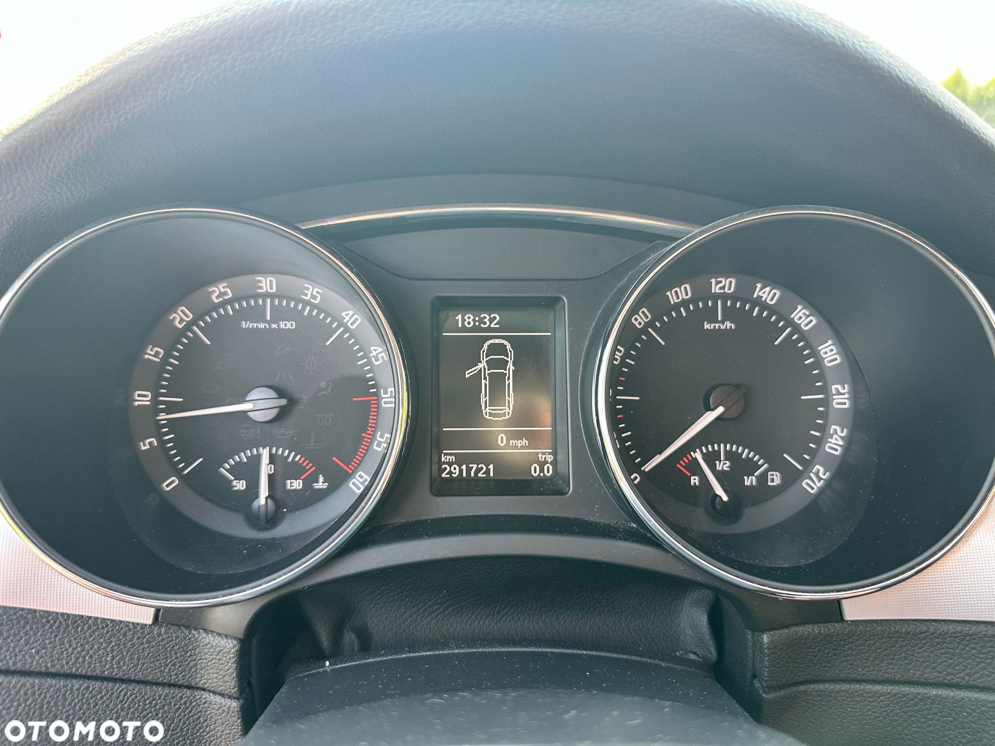 Skoda Superb 2.0 TDI Elegance - 6