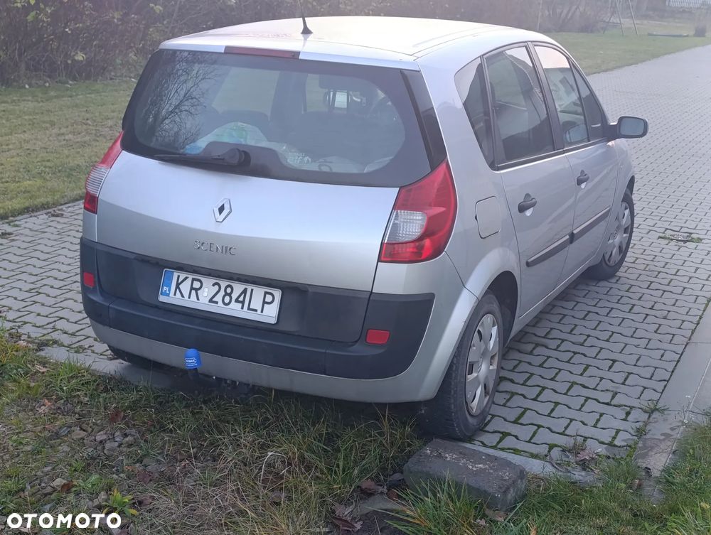 Renault Scenic 1.5 dCi Alize - 8