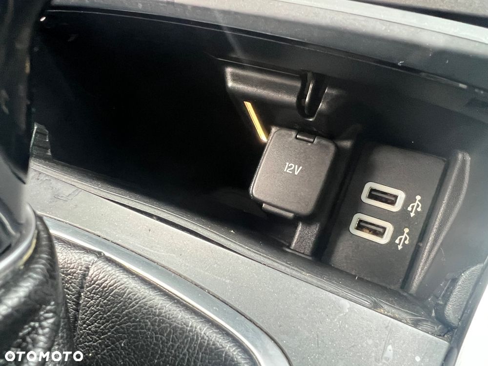 Ford S-Max 2.0 TDCi Titanium PowerShift - 21