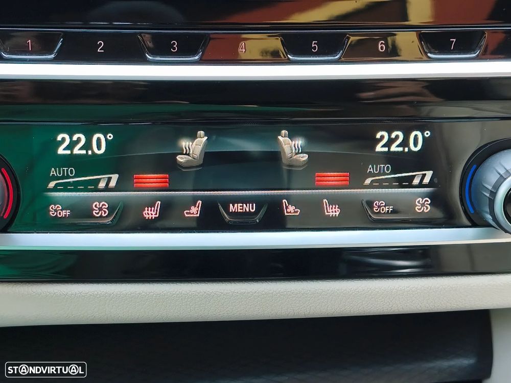 BMW 530 e Pack Desportivo M - 22
