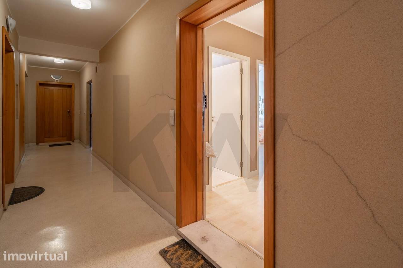 **Apartamento T1+1 com garagem na Senhora da Hora, Matosinhos** - Grande imagem: 5/28