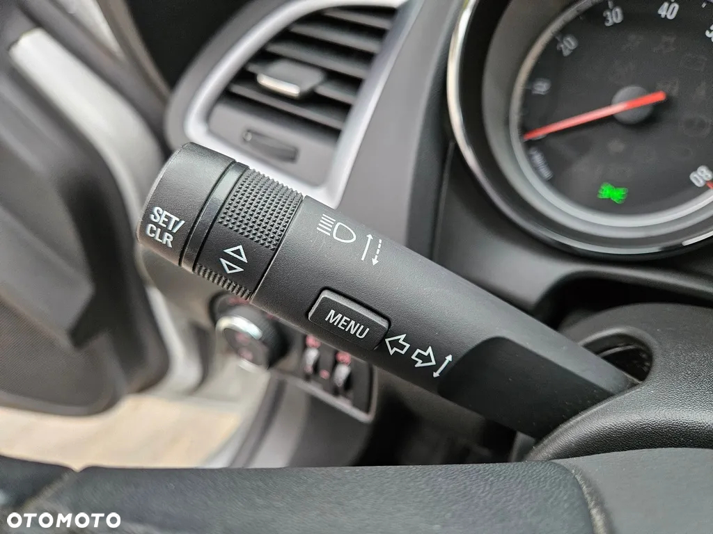 Opel Astra - 32