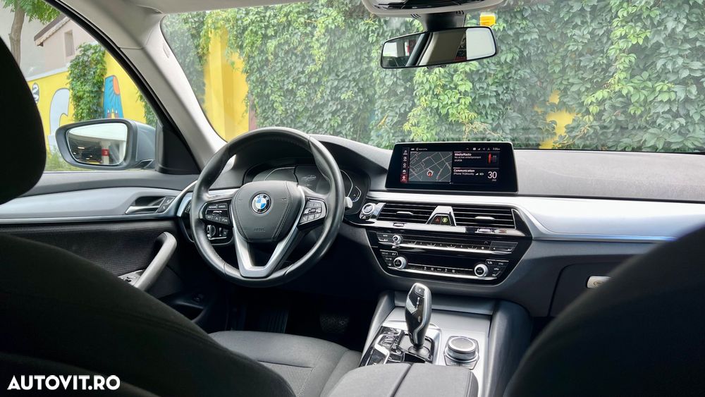 BMW Seria 5 520d Touring Aut. Sport Line - 5
