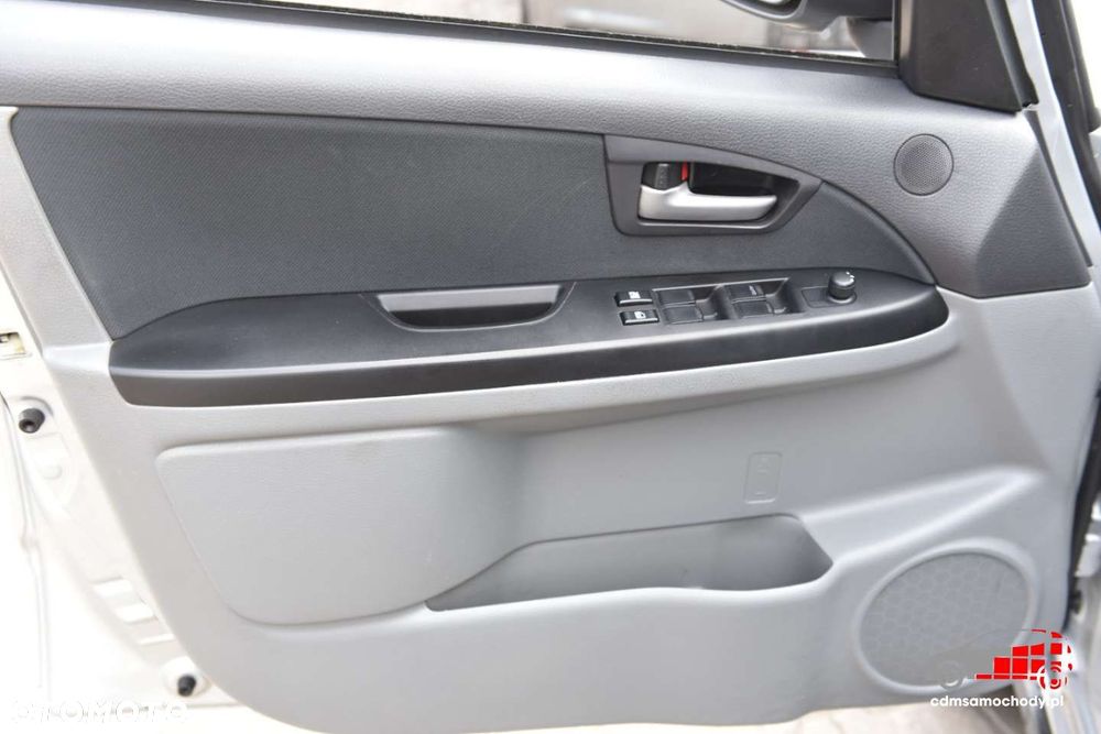 Suzuki SX4 - 16