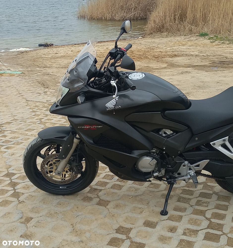 Honda VFR - 19