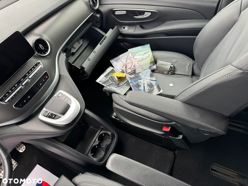 Mercedes-Benz Klasa V 300 d extralang 4Matic 9G-TRONIC Avantgarde Edition Edition 2023 - 5