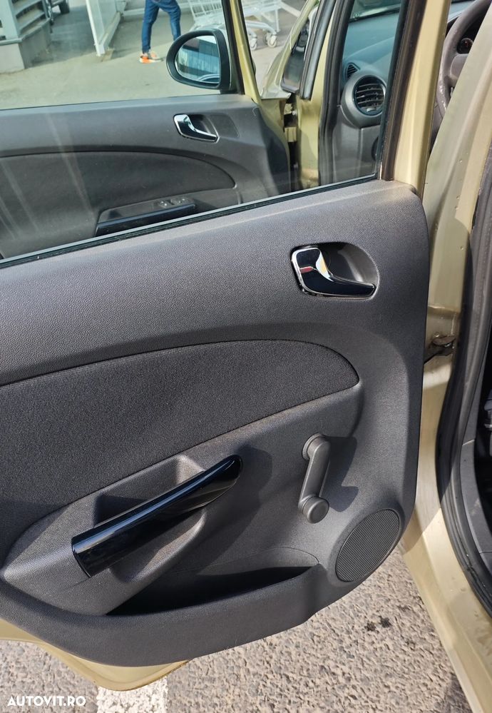 Opel Corsa - 10