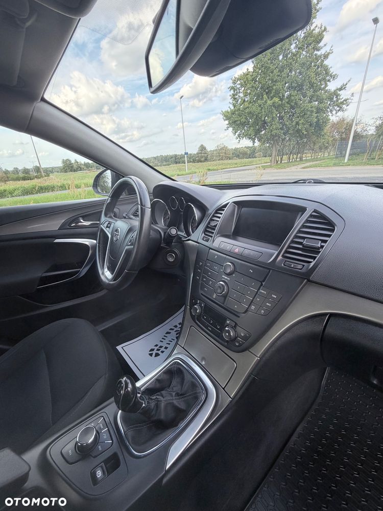Opel Insignia 1.8 - 13