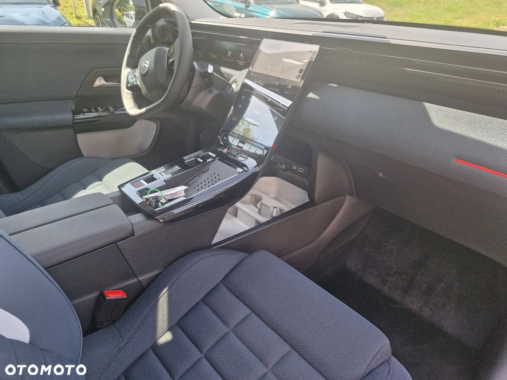 Citroën C5 Aircross 1.2 mHEV Plus eDCT6 - 8