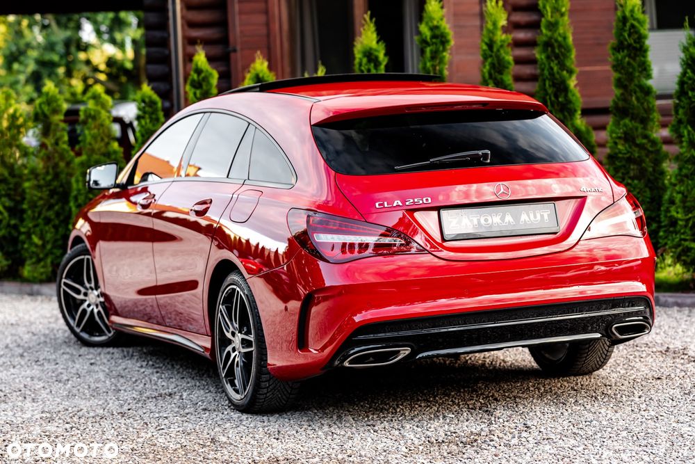 Mercedes-Benz CLA 250 4-Matic AMG Line - 12