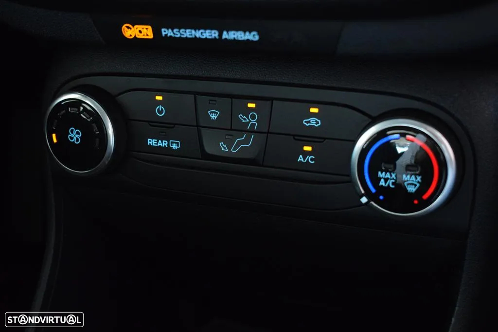 Ford Fiesta 1.5 TDCi Connected - 30