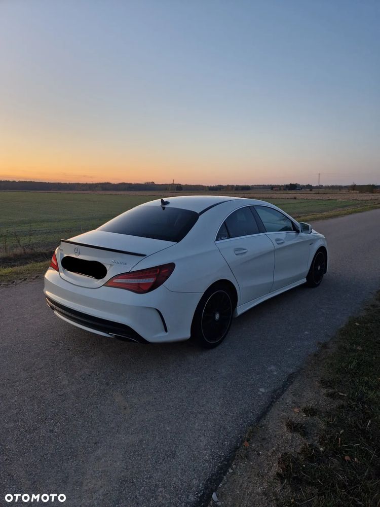 Mercedes-Benz CLA 250 4-Matic AMG Line - 7