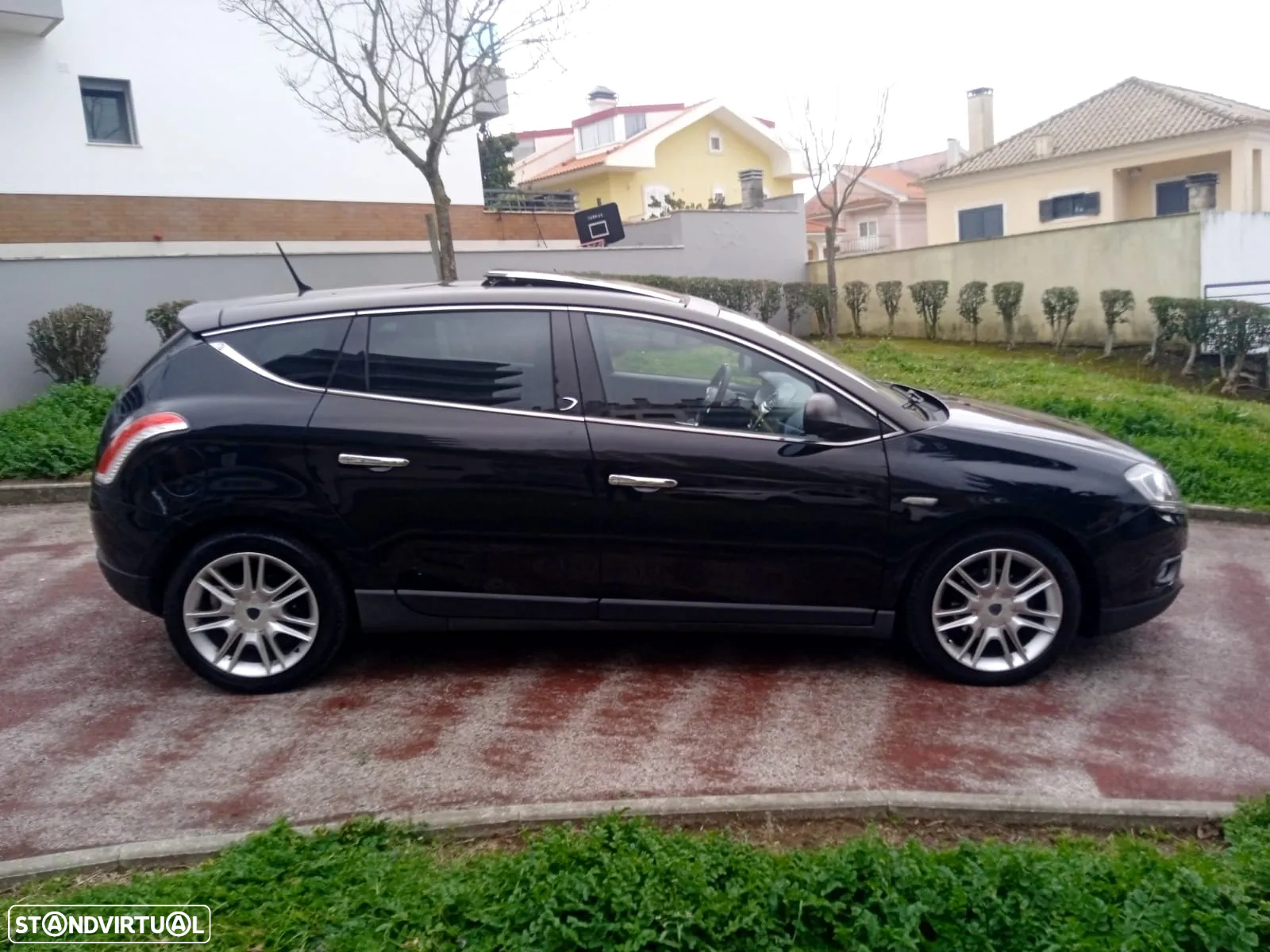 Lancia Delta 1.6 M-Jet Platino - 3
