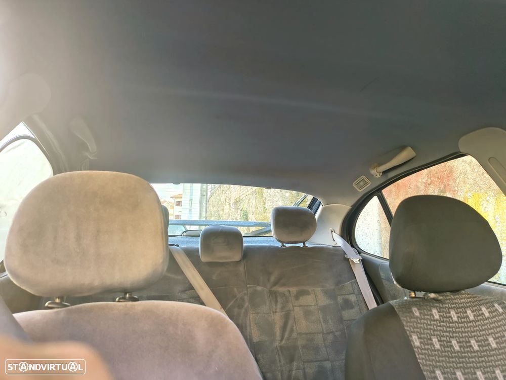 Renault Mégane 1.4 16V Fairway - 10