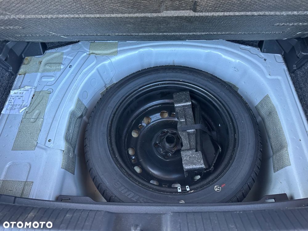 Volkswagen Polo - 30