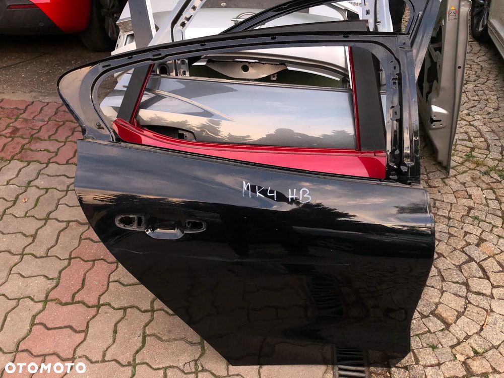 Ford Focus MK4 HB DRZWI PRAWE TYŁ - 3