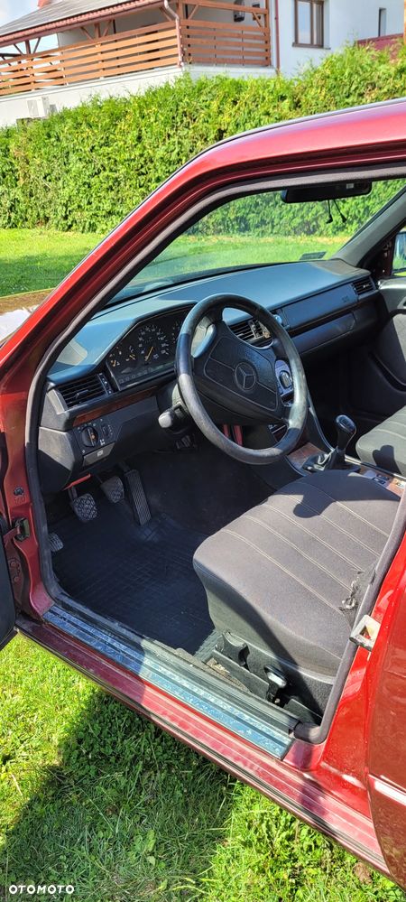 Mercedes-Benz W124 (1984-1993) - 7