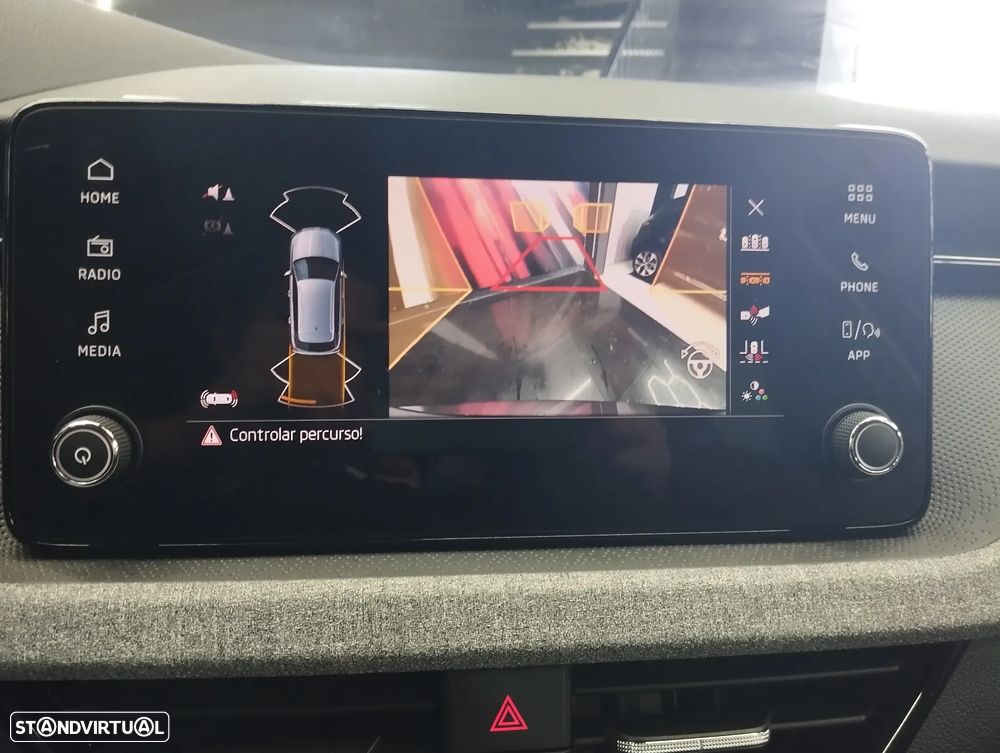 Skoda Kamiq 1.0 TSI Selection DSG - 27