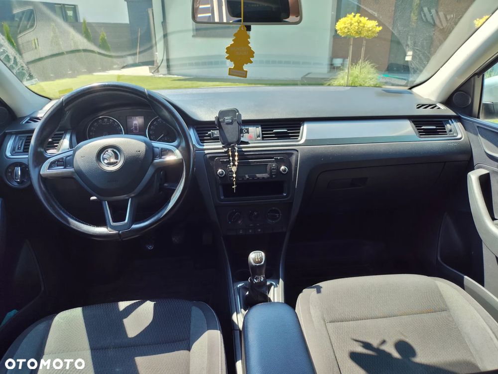 Skoda RAPID - 15