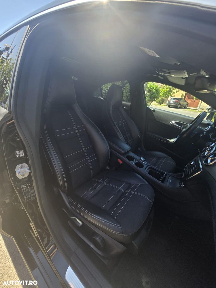 Mercedes-Benz CLA 220 - 4