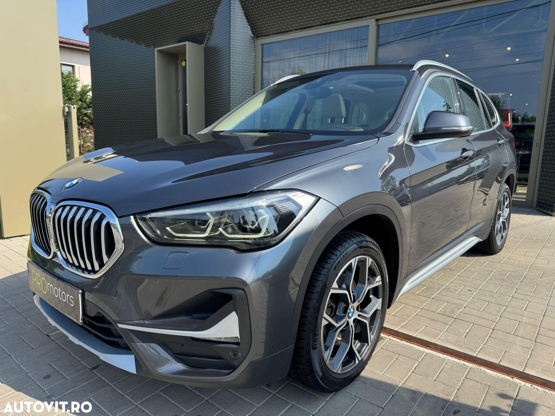 BMW X1 - 1