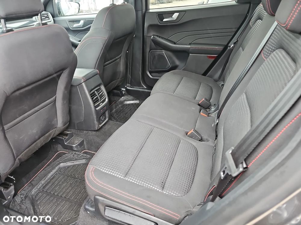 Ford Kuga 1.5 EcoBoost FWD ST-Line - 12