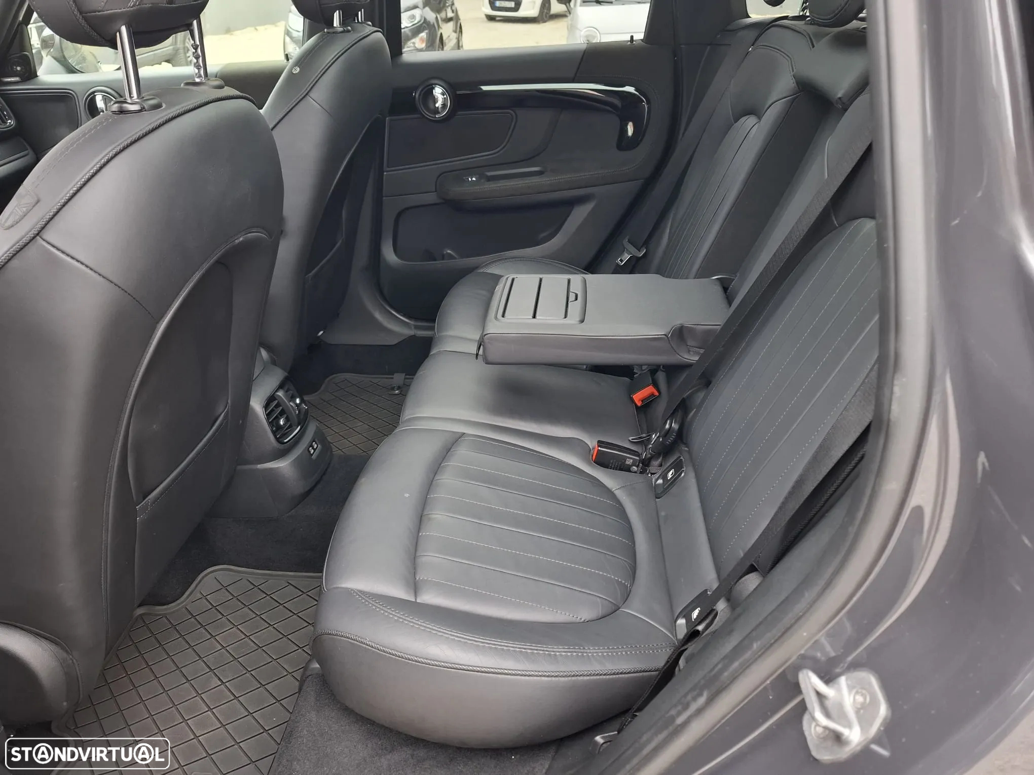 MINI Countryman Cooper SD Auto Desportiva - 13