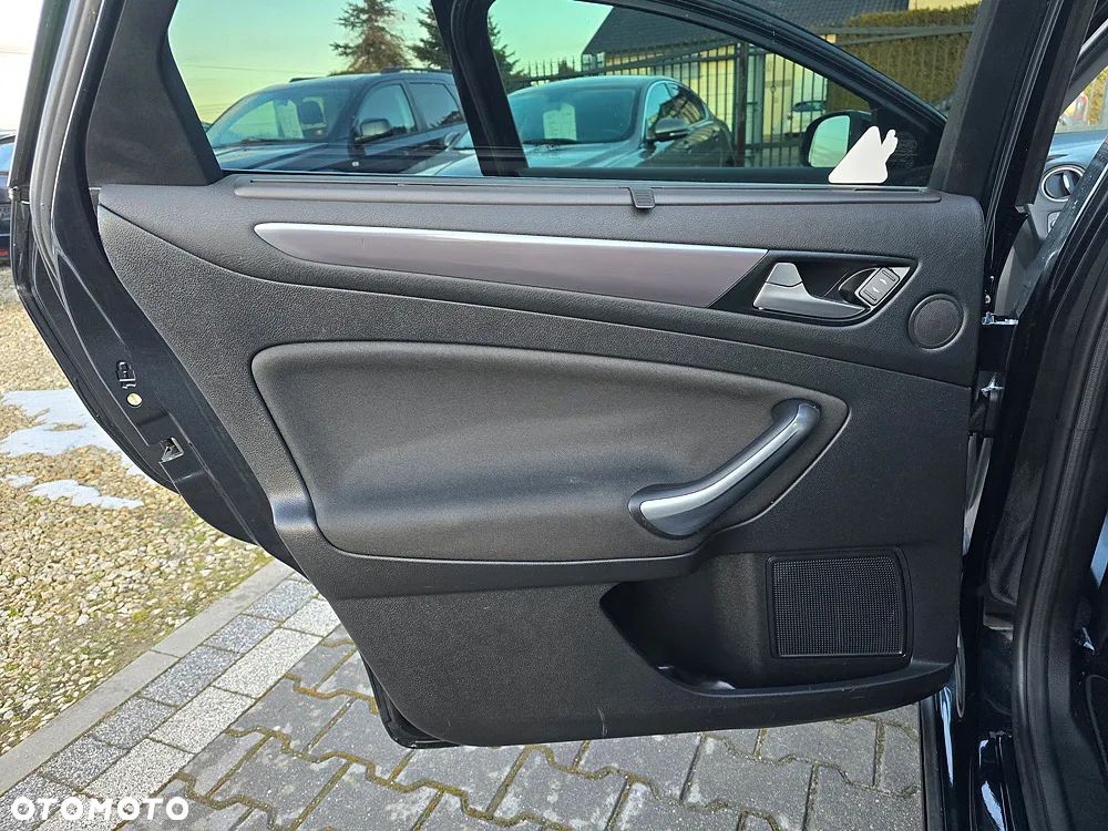 Ford Mondeo 2.2 TDCi Titanium X - 16