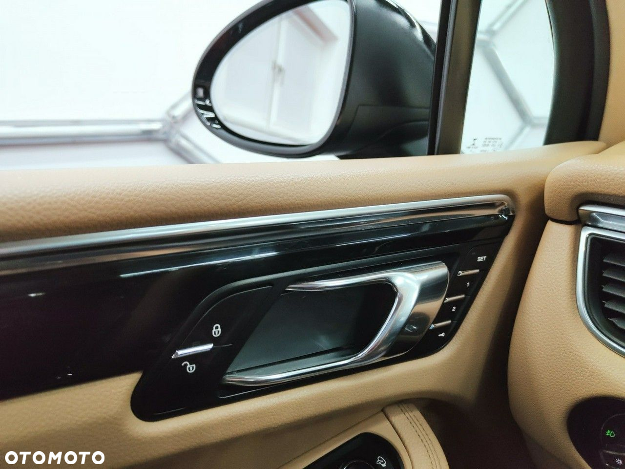 Porsche Macan S - 11