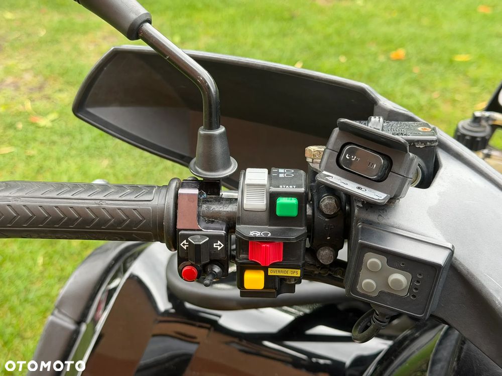 Can-Am Outlander - 27