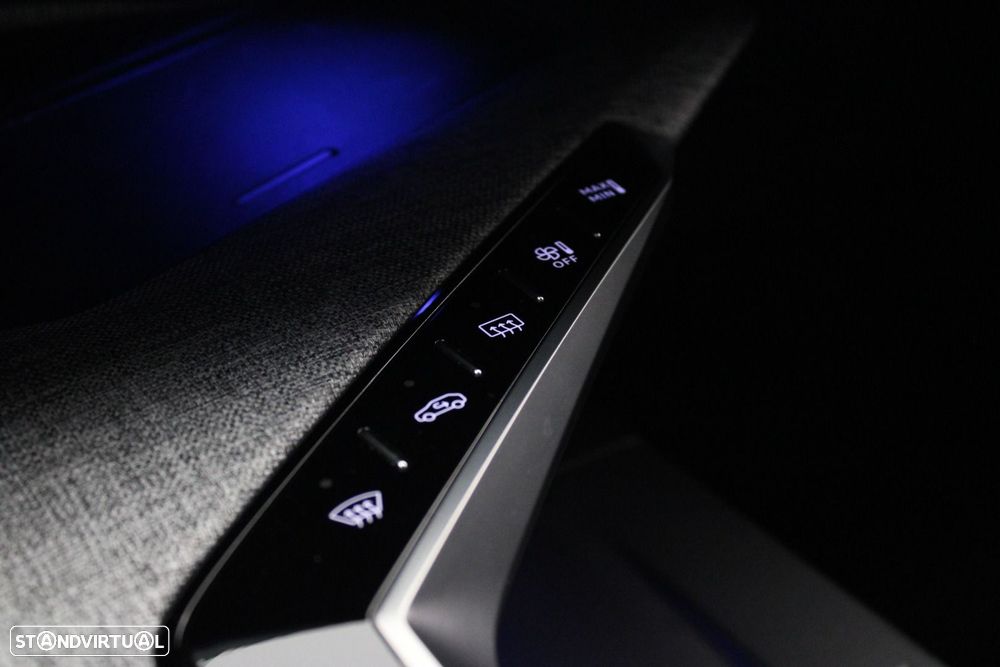 Peugeot E-3008 73 kWh GT - 35