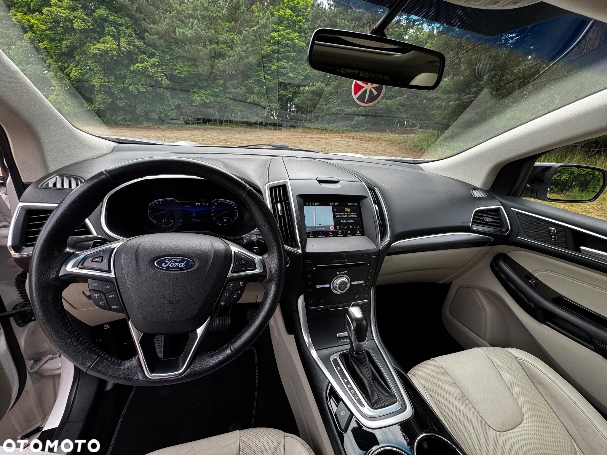 Ford Edge - 17