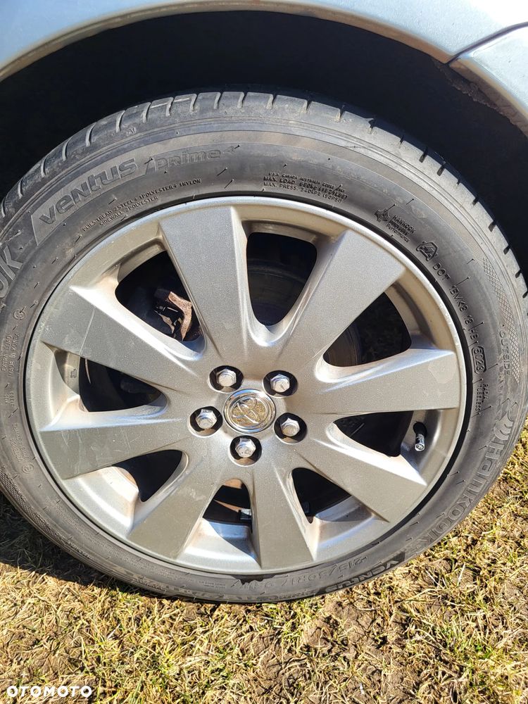 Toyota Avensis 2.0 D-4D Sol+NAVI - 12