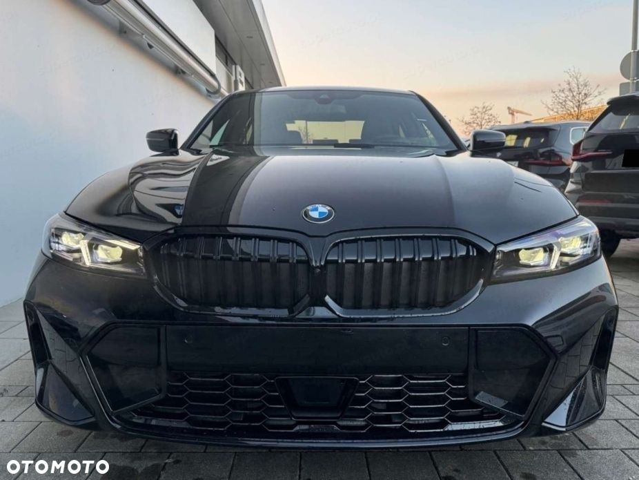 BMW Seria 3 330i xDrive M Sport sport - 6