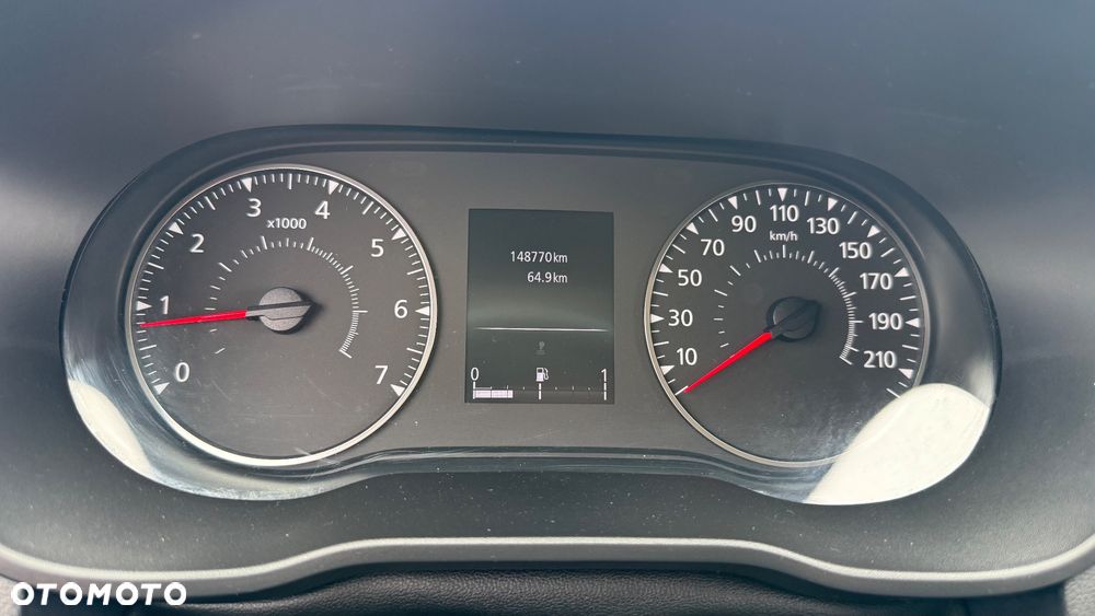 Dacia Duster 1.6 SCe Prestige - 11