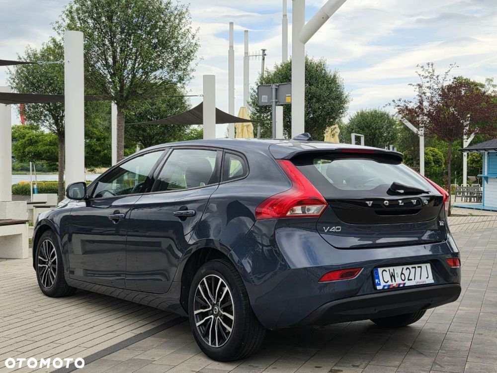 Volvo V40 - 30