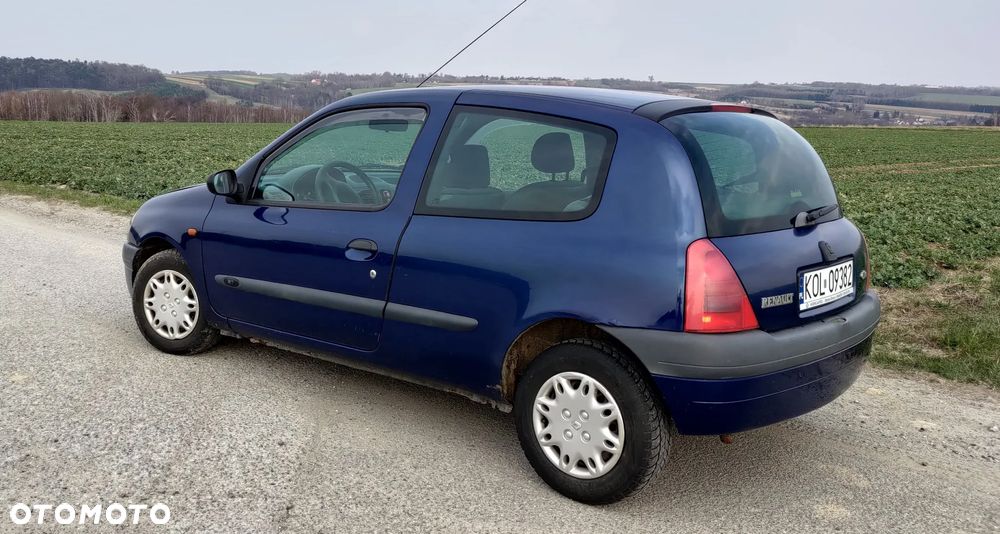 Renault Clio 1.2i RT - 3