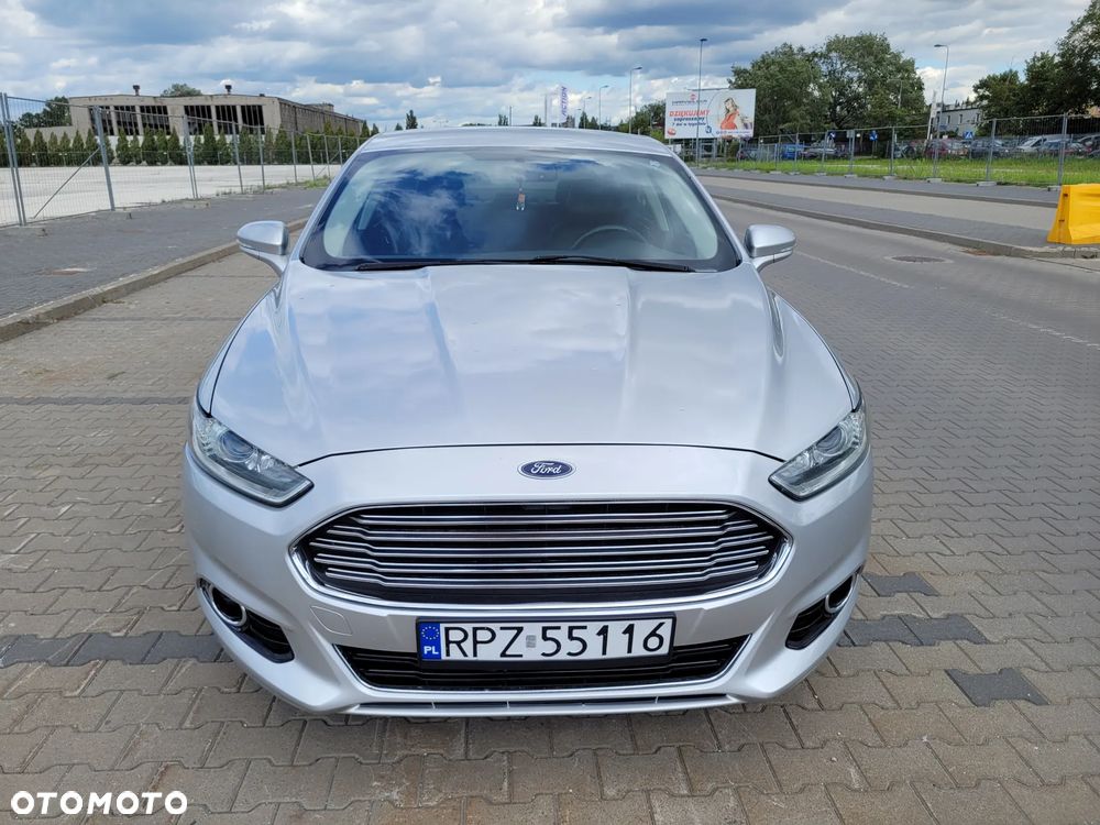 Ford Fusion - 5