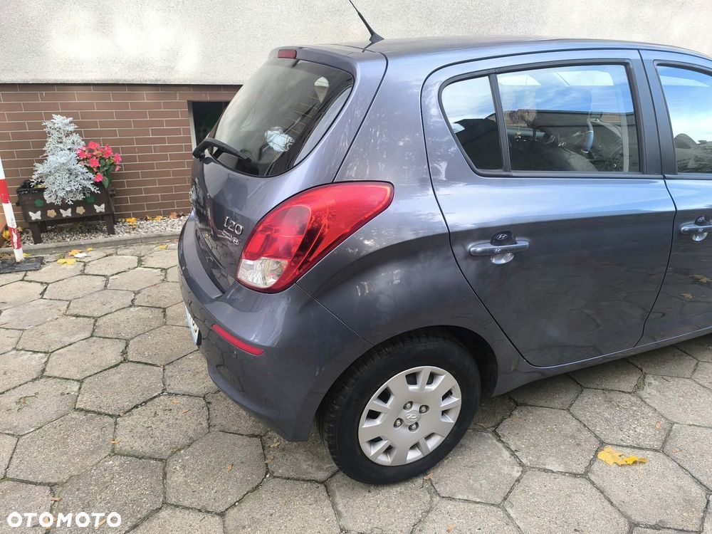 Hyundai i20 - 13