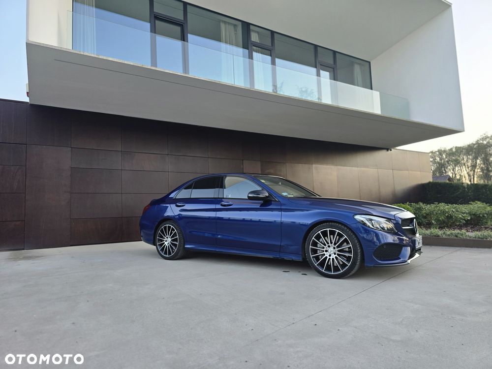 Mercedes-Benz Klasa C AMG 43 4-Matic - 16