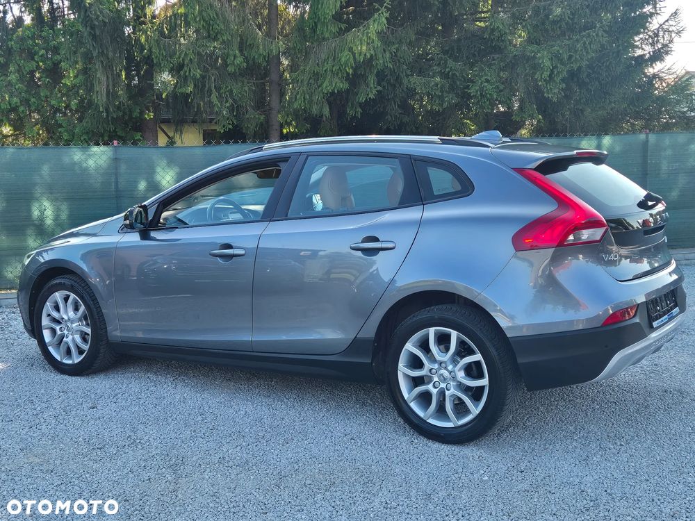 Volvo V40 Cross Country D2 Summum - 19