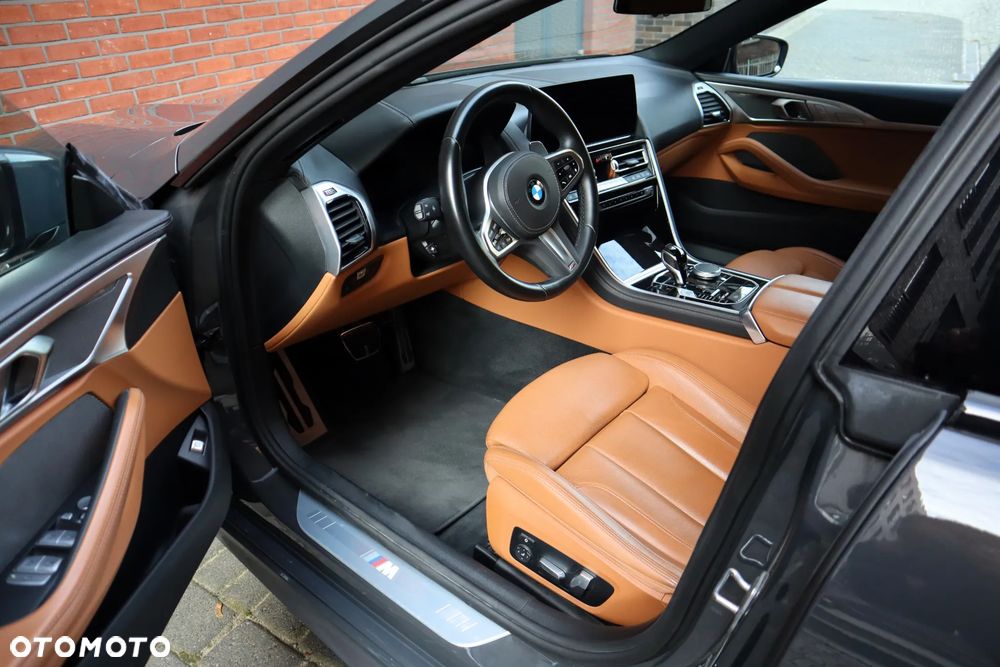 BMW Seria 8 840d xDrive mHEV - 13