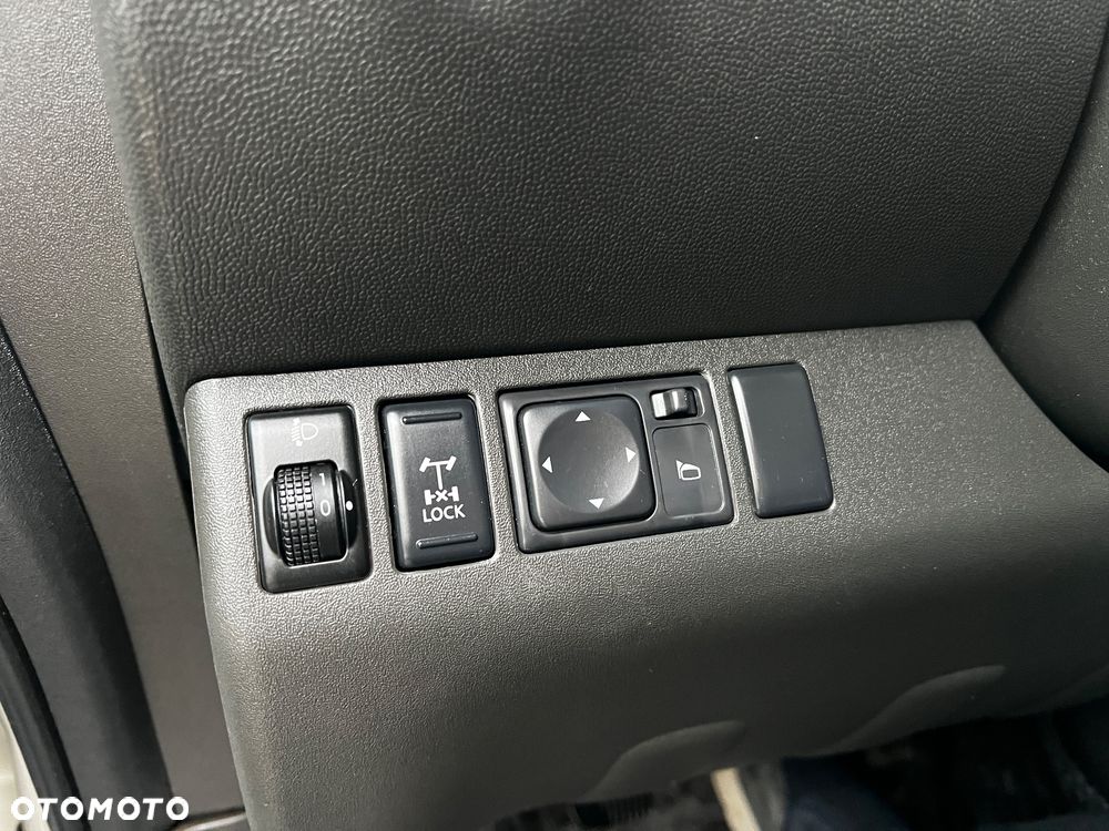Nissan Navara - 11
