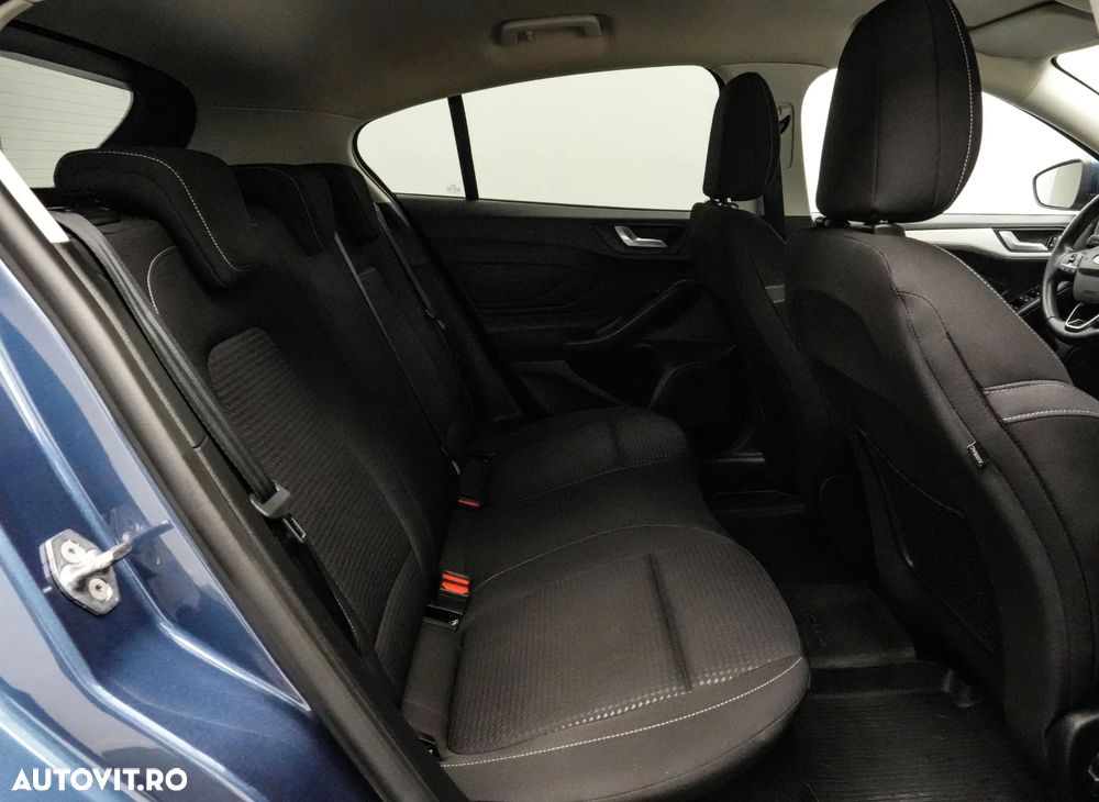 Ford Focus 1.0 EcoBoost MHEV Titanium - 17