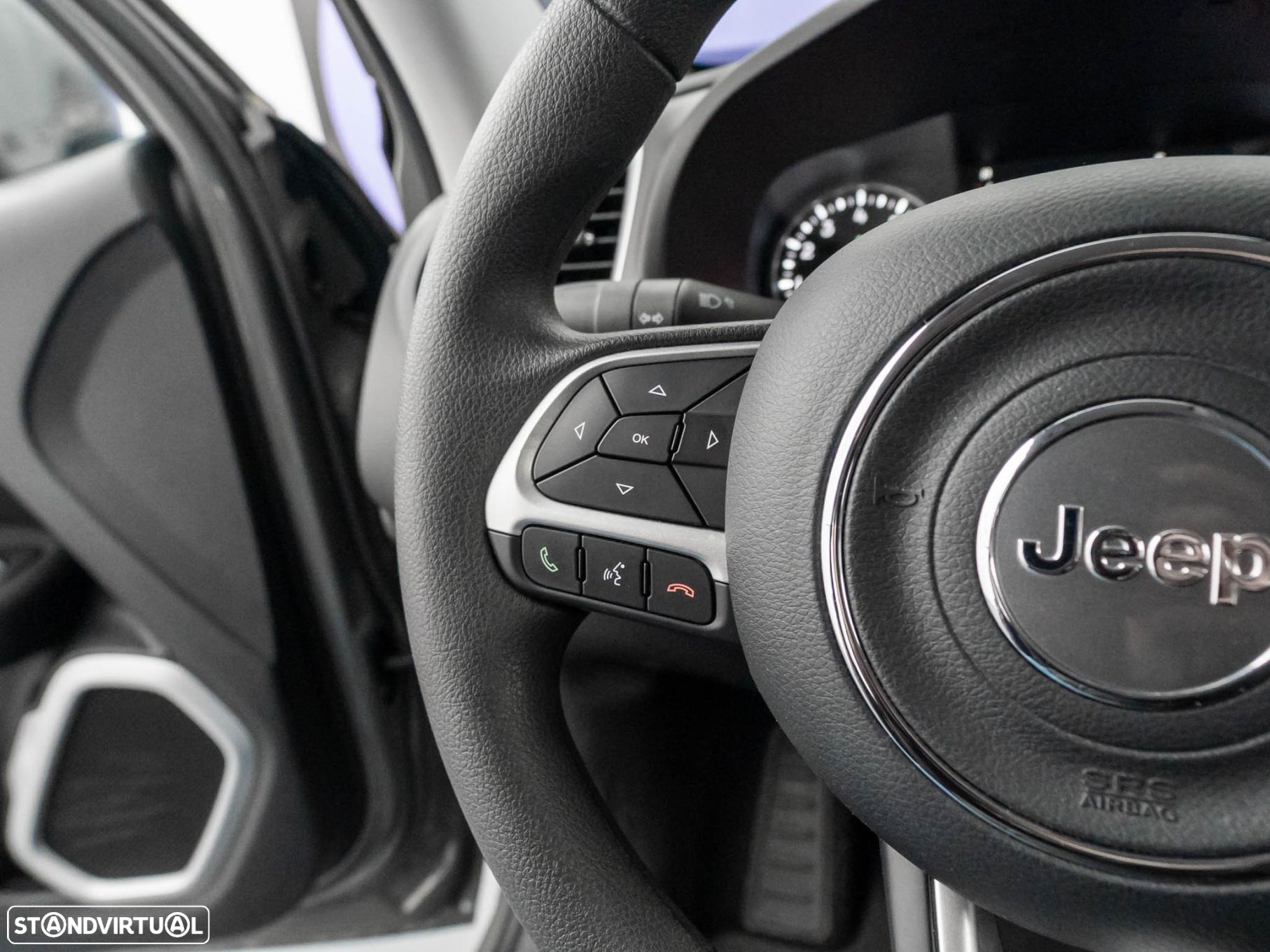 Jeep Renegade 1.0 T Sport - 24