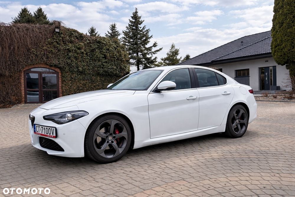 Alfa Romeo Giulia 2.2 D Turbo Super - 2