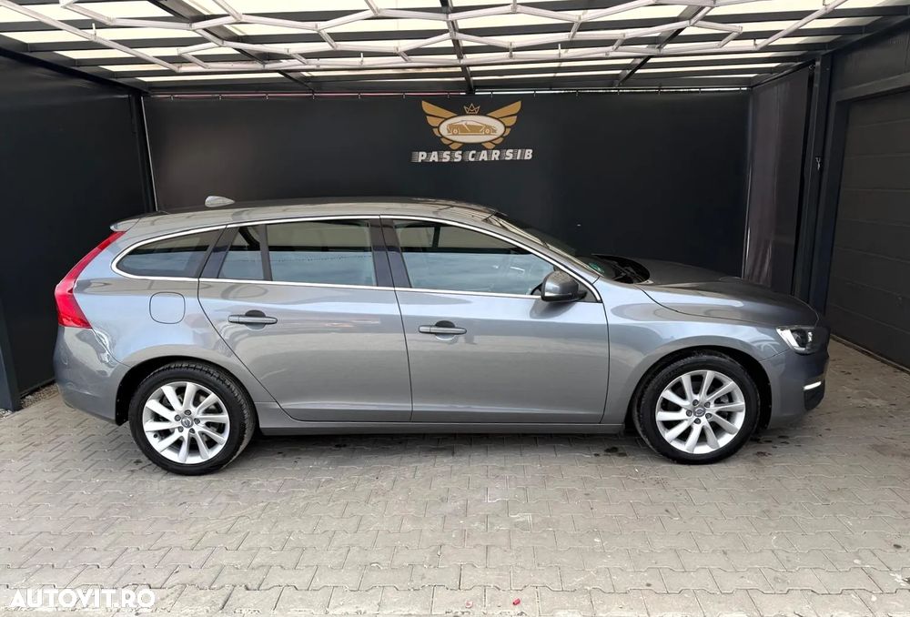 Volvo V60 D2 DRIVe Momentum - 5